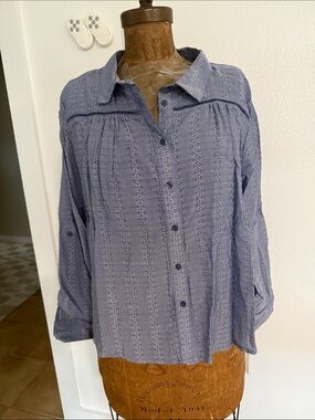 NWT Marissa Olivia Light Blue Embroidered Button-Front Women's Shirt Size PL